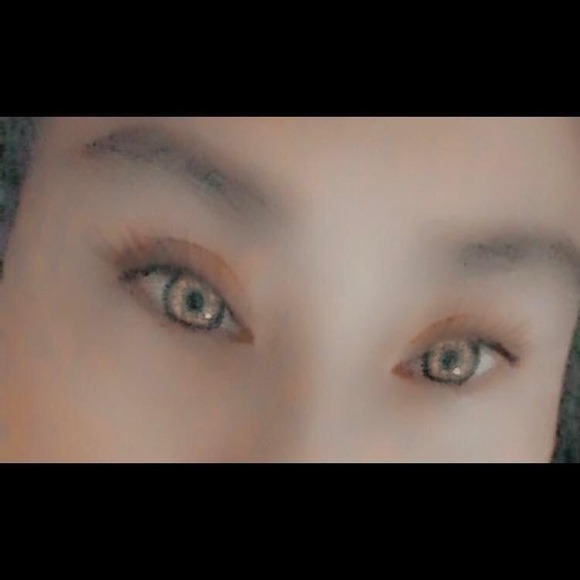 Meet your Posher, Danielle - Picture 1 of 3